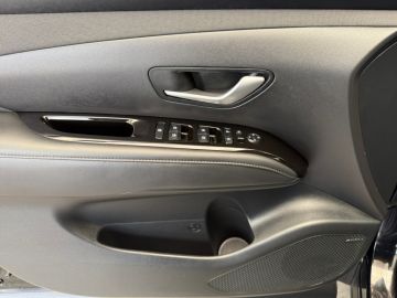 Hyundai Tucson Hybrid